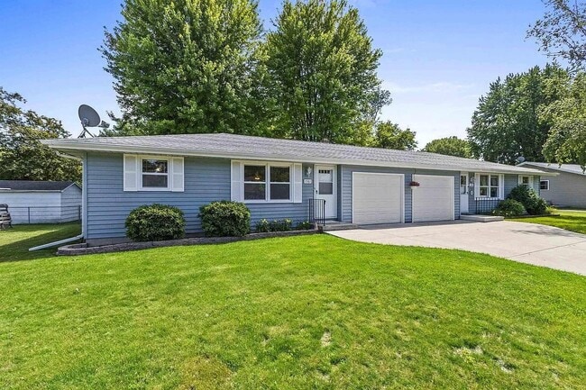 Building Photo - 1581 Biemeret St Rental