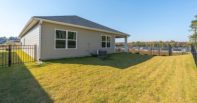 Photo - Poplar Village