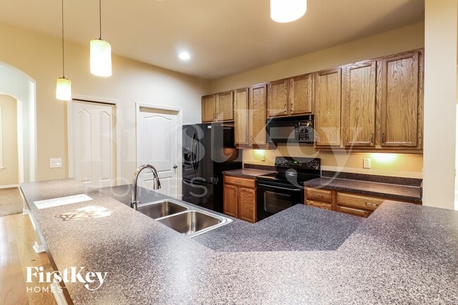 Photo - 7820 Riverwood Oaks Dr