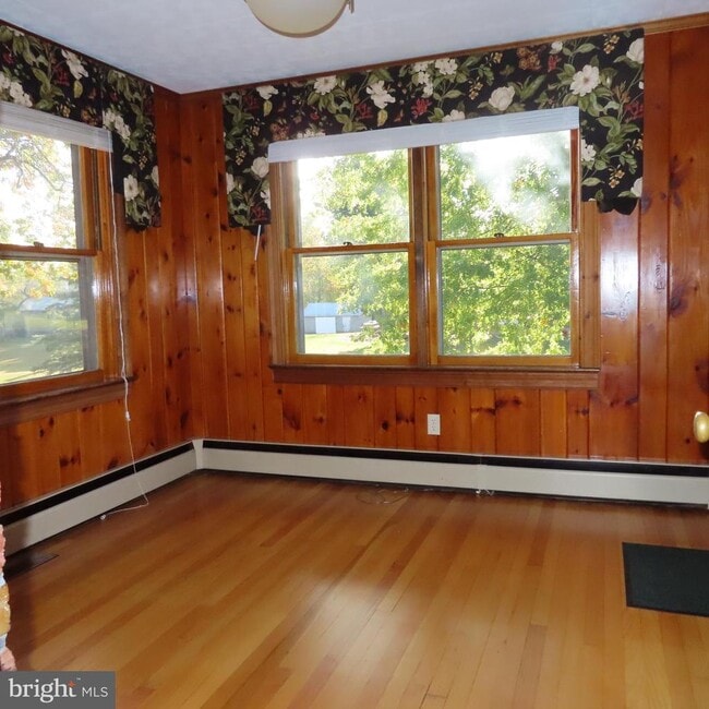 Photo - 14109 Buchanan Trail W