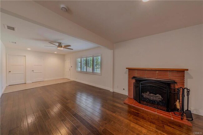 Photo - 2093 Continental Ave