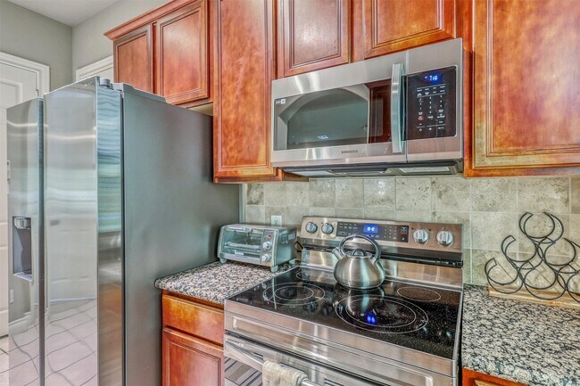 Photo - 9113 Creekstone Lake Dr