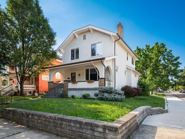 Photo - 211 E Jenkins Ave