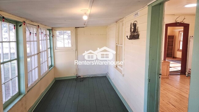 Photo - 1134 Rustic Rd 4