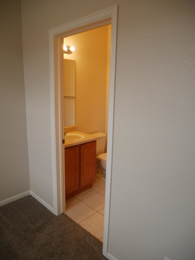 Building Photo - 5461 Water Tower Promenade Unit A Rental
