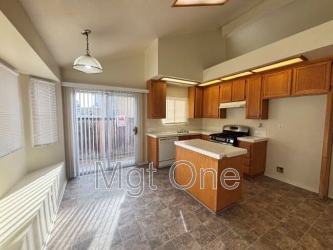 Photo - 12780 Pan Am Blvd