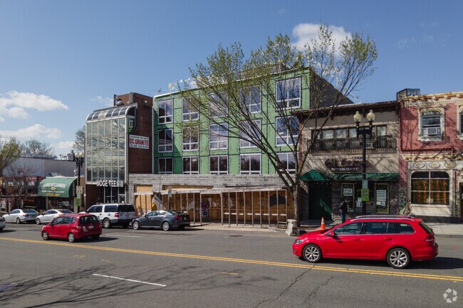 2430 Wisconsin Ave NW - Observatory Park