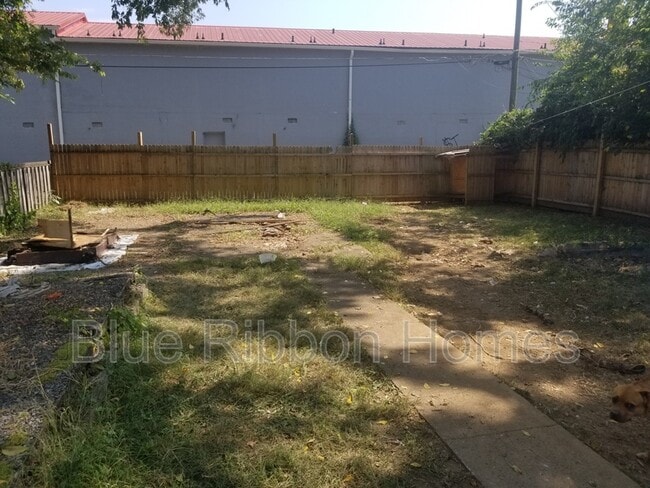 Photo - 2806 E 5th Ave