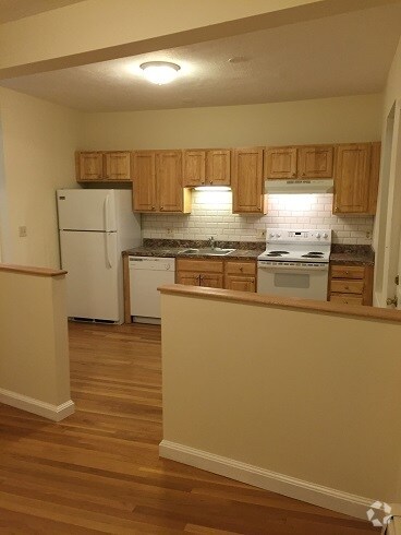 Building Photo - 110 Berkshire St Unit 5 Rental