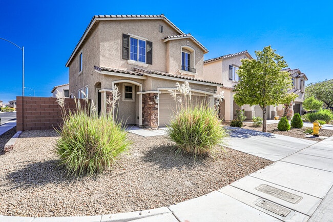 Photo - 6360 Beavertail Pond Ave
