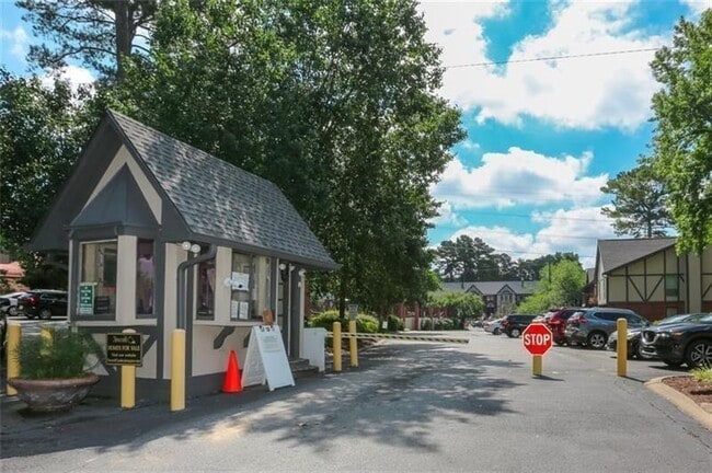 Photo - 6851 Roswell Rd Unit J21