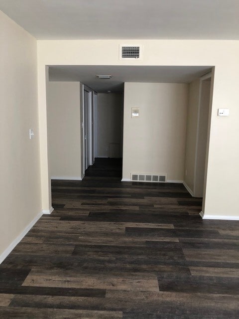 Photo - Embassy House