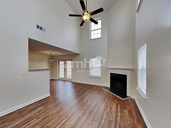 Photo - 2180 Lexington Ln