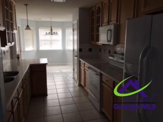 Photo - 215 Sedgebrooke Dr