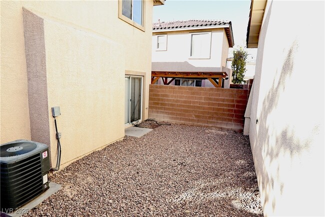 Photo - 6206 Standing Elm St