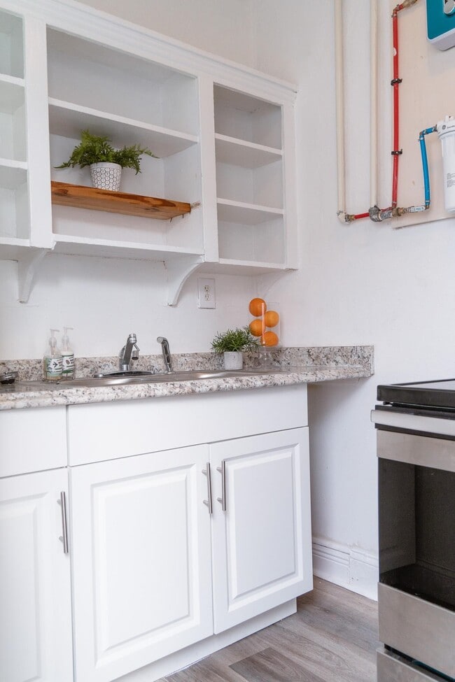 Photo - 511 N Monroe St