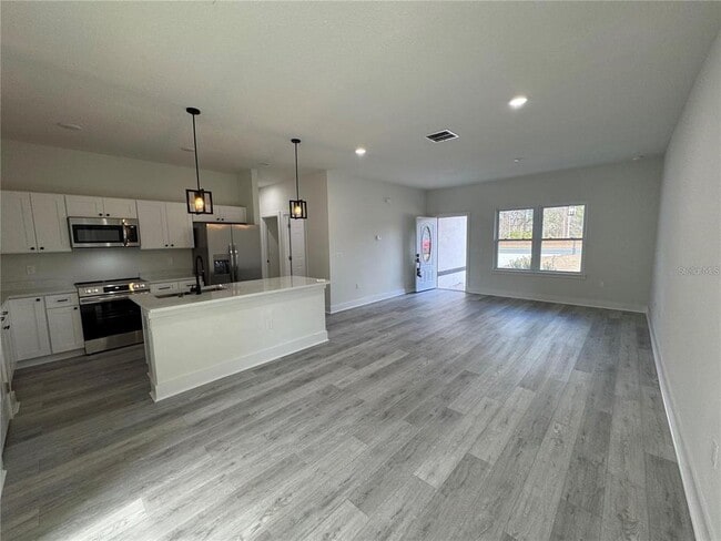 Photo - 702 Marion Oaks Manor