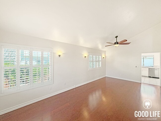 4652 Merrick Ct