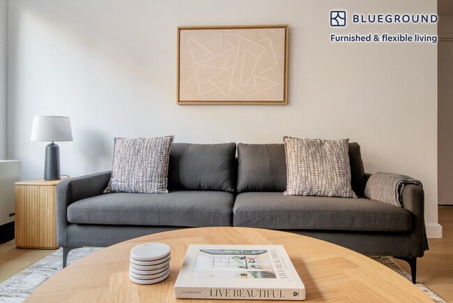 Photo - 130 W 15th St Unit FL6-ID1384