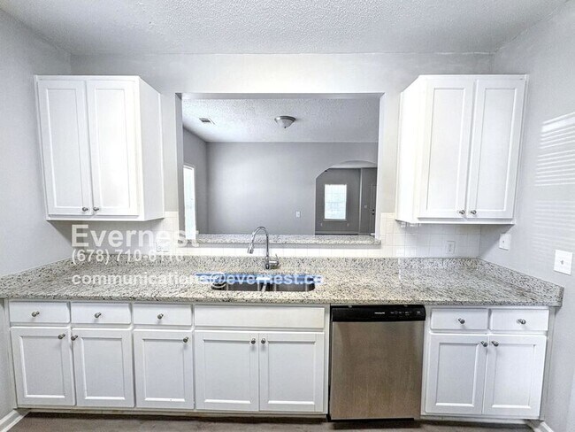 Photo - 8641 Thomas Rd