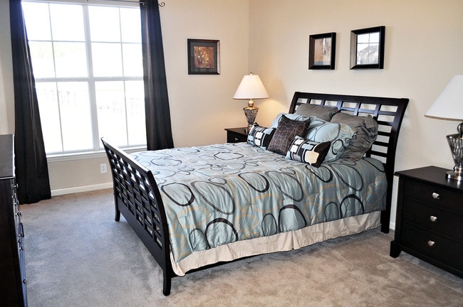 Photo - Baldwin Rowe