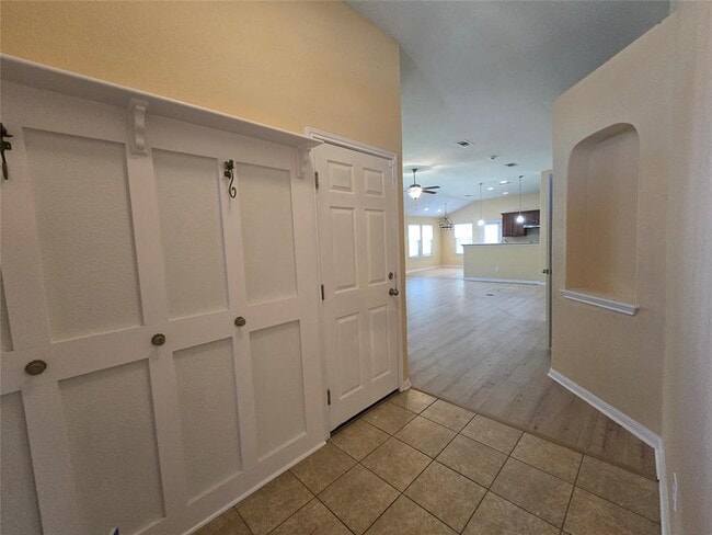 Photo - 20513 Harrier Hunt Rd House