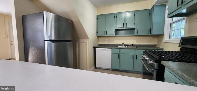 Photo - 168 Martin Dr