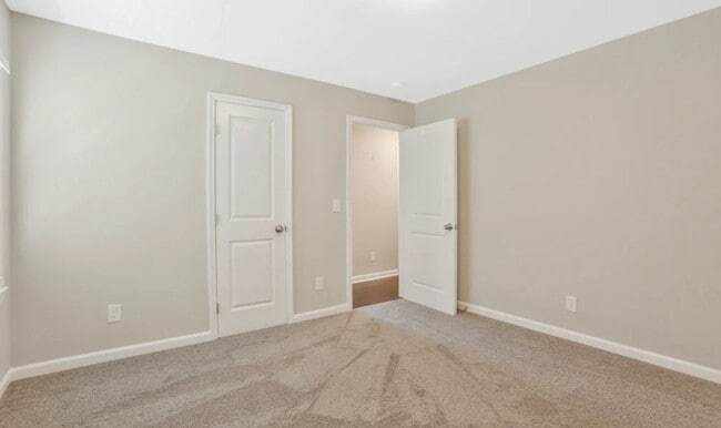 Photo - 2939 N 39th Ave