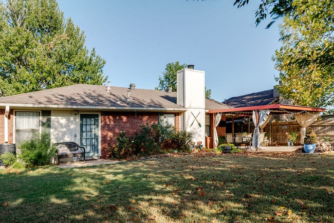 Photo - 2808 Rampart Rd