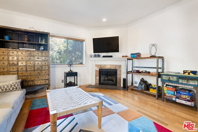 Photo - 14256 Victory Blvd Unidad 4 Rental