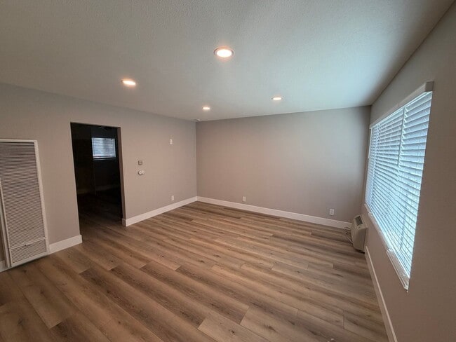 Photo - 2610 Phipps Ave Unidad #B