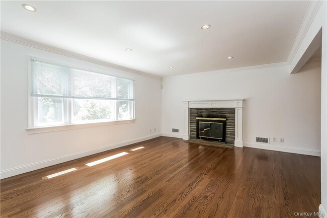20 Walker Ave