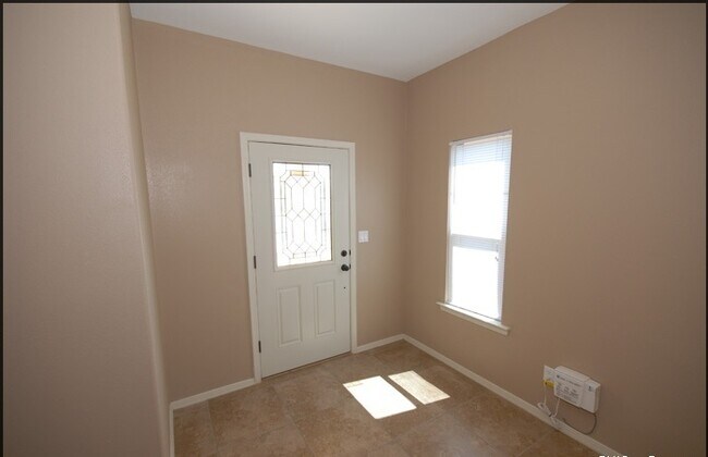 Photo - 14302 Pancho Gonzalez Ct Unit B (EZ)