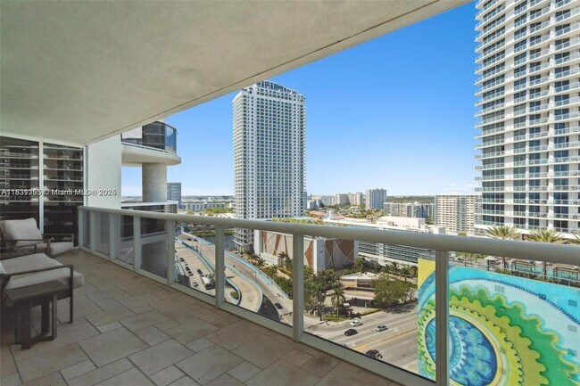 Photo - 1800 S Ocean Dr Unidad 1810