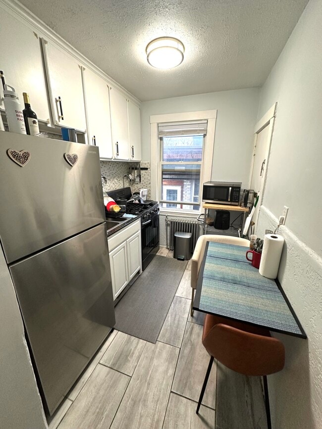 Building Photo - 26 Chiswick Rd Unit 18