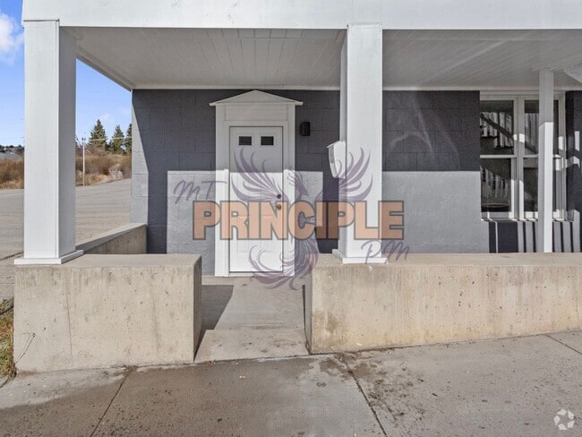 Building Photo - Park St. Apartments Unit 533 W. Park  C