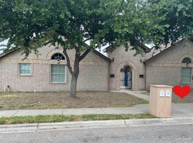 Photo - 1914 Bahamas Dr Apartment Unit 4