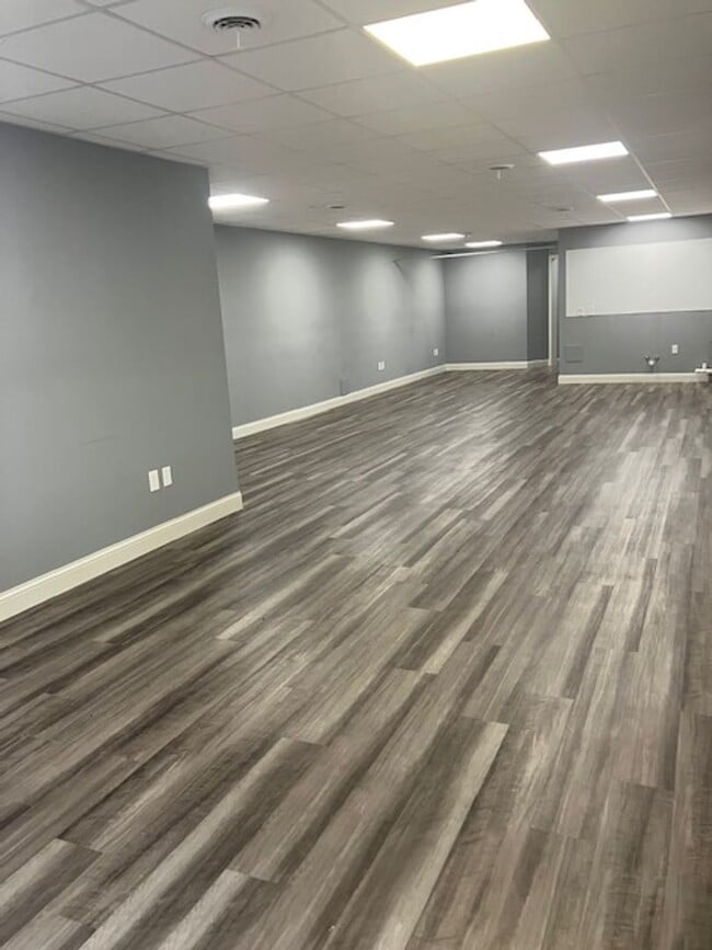 Photo - Store Front Available in Downtown Miamisburg Unit 18