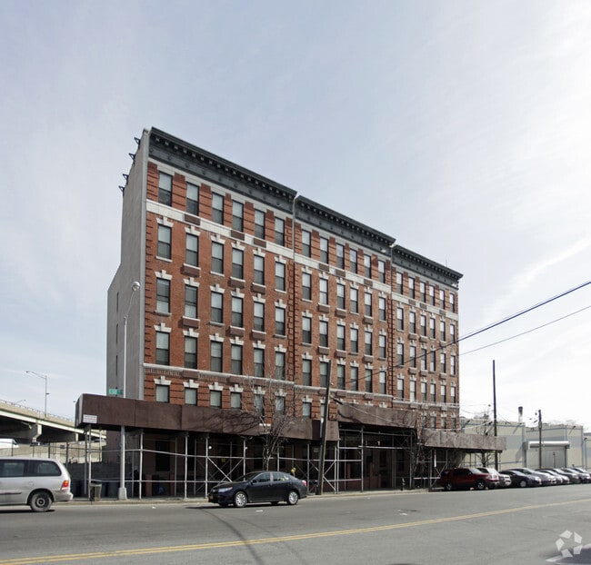 Photo - Jasmine Court Apartments
