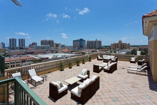 Photo - 403 S Sapodilla Ave Unit 618