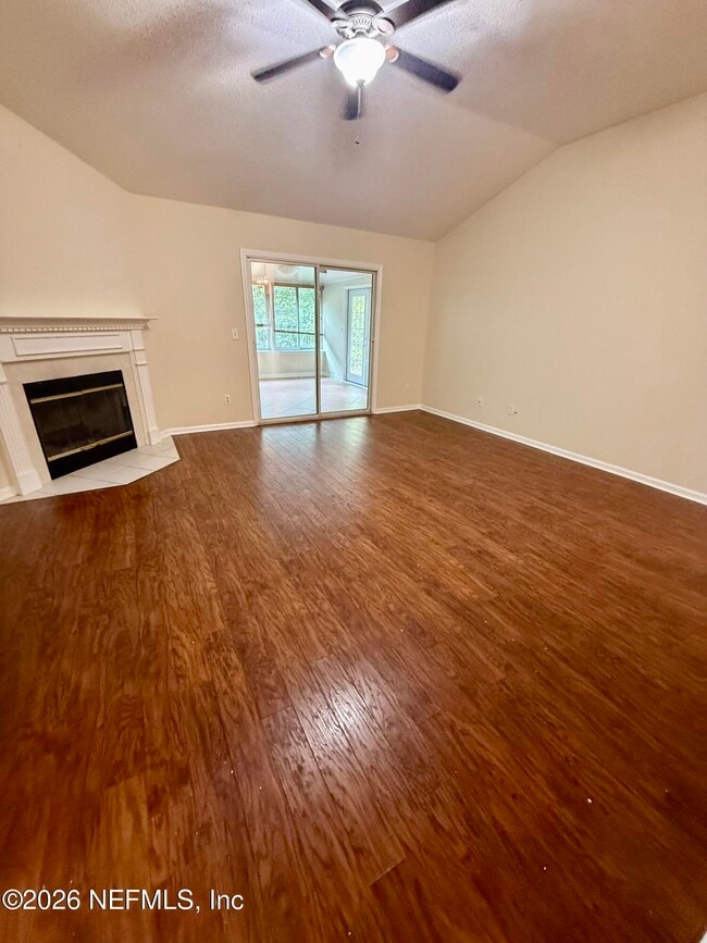 Photo - 3150 Highland Grove Dr