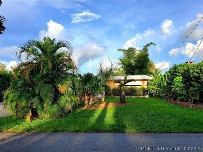 Building Photo - 2512 Key Largo Ln