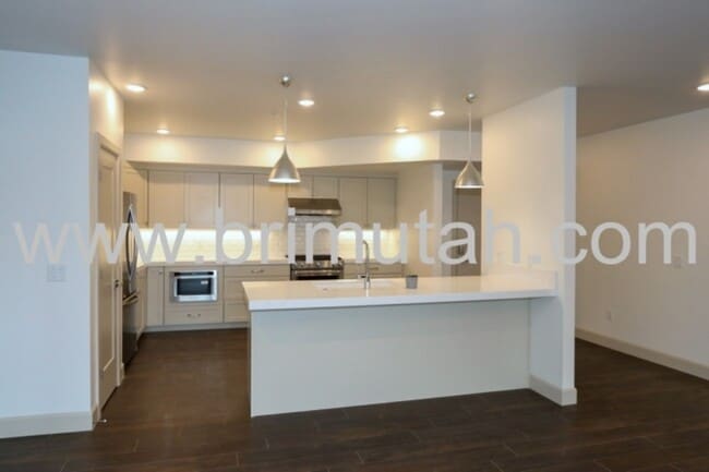 Photo - 2240 E Laney Ave Unit 208