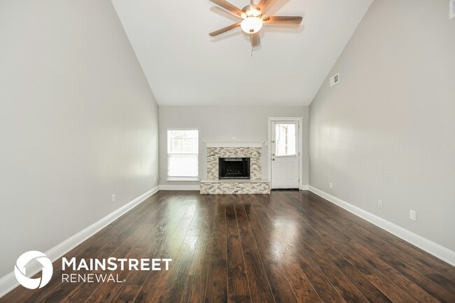 Photo - 7717 Swiss Way