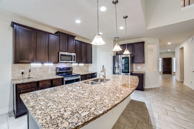 Photo - 2999 sq ft 4 Bedroom 3.5 Bathroom 2 Story ...