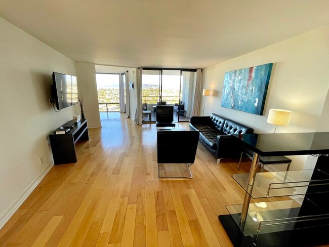 Photo - 4265 Marina City Dr Unit 805