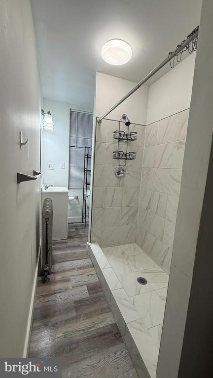 Photo - 2353 E Somerset St