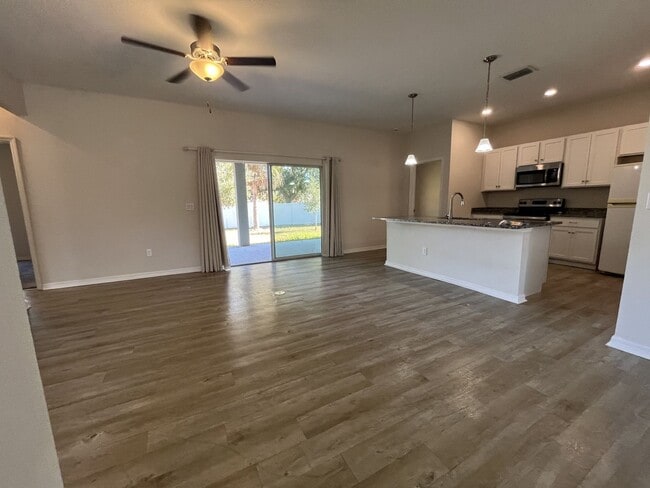 Photo - 3602 Waffle Terrace