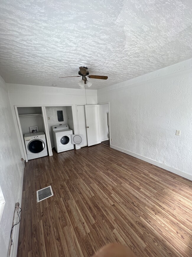 Photo - 500 32nd St