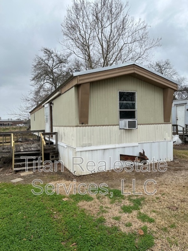 Photo - 1835 S Lake Arthur Ave House